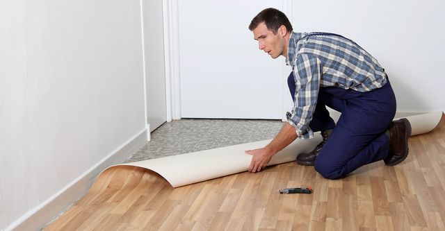 Best Linoleum Flooring Installation Company in Omaha NE| Handyman Services  of Omaha